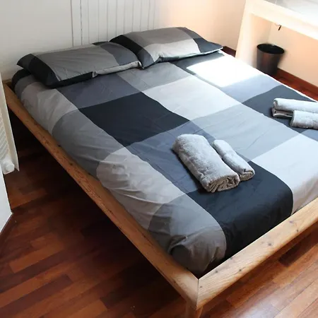 Awesome Attic In The Heart Of Διαμέρισμα