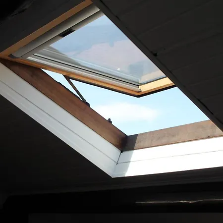 Awesome Attic In The Heart Of * Μιλάνο