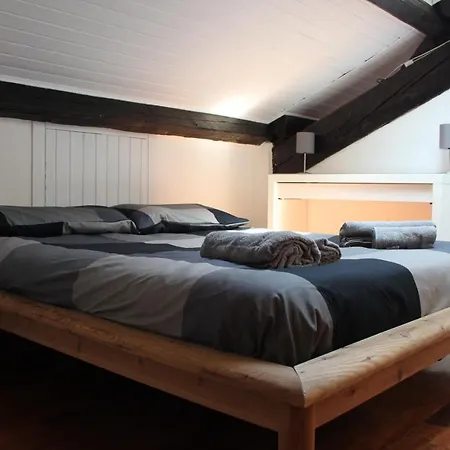 Awesome Attic In The Heart Of Μιλάνο